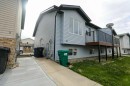 8-720 Heritage Boulevard West, Lethbridge, AB  - Outdoor 