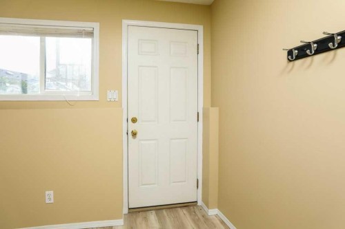 8-720 Heritage Boulevard West, Lethbridge, AB - Indoor Photo Showing Other Room