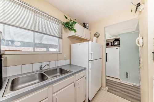 409-2520 Palliser Drive Sw, Calgary, AB 