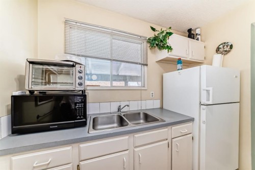409-2520 Palliser Drive Sw, Calgary, AB 