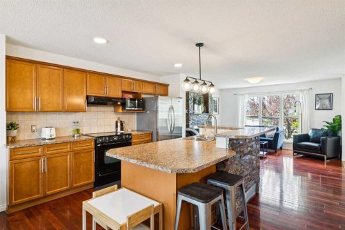 411 Silverado Drive Sw, Calgary, AB - Indoor Photo Showing Kitchen