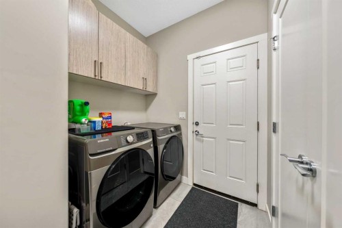 1 Lakes Estates Circle, Strathmore, AB 