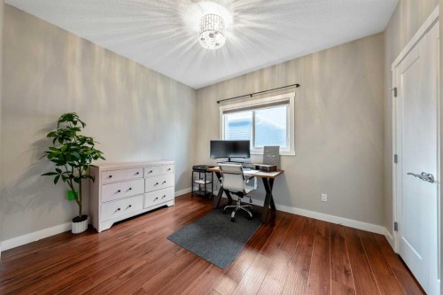 1 Lakes Estates Circle, Strathmore, AB 