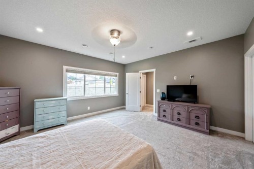 1 Lakes Estates Circle, Strathmore, AB 