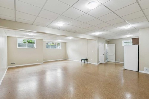 94 Panatella Close Nw, Calgary, AB - Indoor