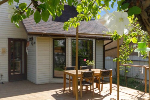 25 Deerfield Manor Se, Calgary, AB - Outdoor With Deck Patio Veranda With Exterior
