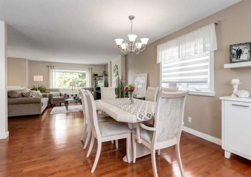 332 Pinemont Road Ne, Calgary, AB - Indoor Photo Showing Dining Room