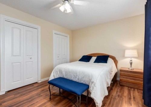 332 Pinemont Road Ne, Calgary, AB - Indoor Photo Showing Bedroom