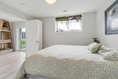 284 Canals Crossing Sw, Airdrie, AB - Indoor Photo Showing Bedroom