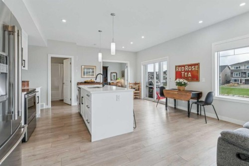284 Canals Crossing Sw, Airdrie, AB - Indoor