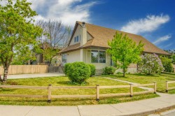 235 Avonburn Road SE Calgary, AB T2H 1N9
