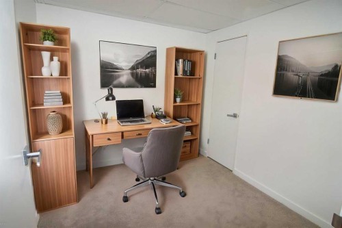 235 Avonburn Road Se, Calgary, AB - Indoor Photo Showing Office