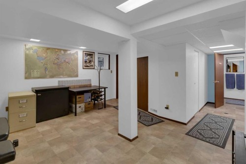 1733 13 Avenue Sw, Calgary, AB 