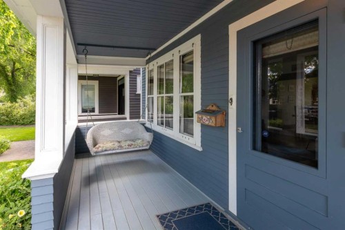 1733 13 Avenue Sw, Calgary, AB 