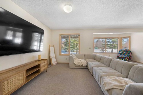 251 Hampshire Place Nw, Calgary, AB 