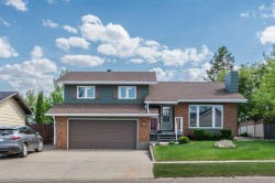 417 Cottonwood Drive Vulcan, AB T0L 2B0