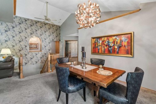112 Oakbriar Close Sw, Calgary, AB - Indoor Photo Showing Dining Room