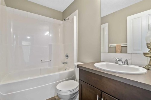 32 Cranston Gate Se, Calgary, AB 