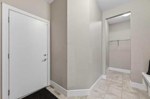 248 Marquis Landing Se, Calgary, AB - Indoor Photo Showing Other Room