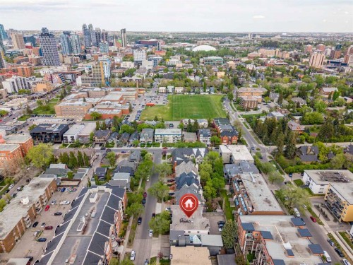 202-823 19 Avenue Sw, Calgary, AB - Outdoor With View