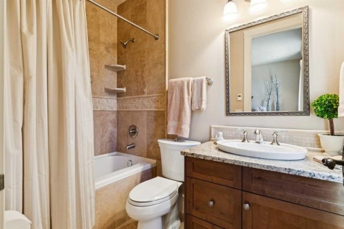 6 Aspen Ridge Lane Sw, Calgary, AB - Indoor Photo Showing Bathroom