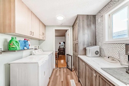 17 Burroughs Place Ne, Calgary, AB 