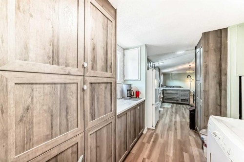 17 Burroughs Place Ne, Calgary, AB 