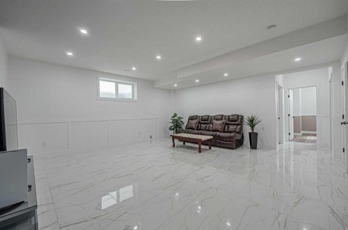 7 Waterford Heights, Chestermere, AB - Indoor