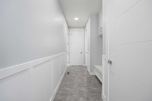7 Waterford Heights, Chestermere, AB - Indoor Photo Showing Other Room