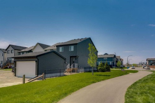 76 Heirloom Drive Se, Calgary, AB - Outdoor
