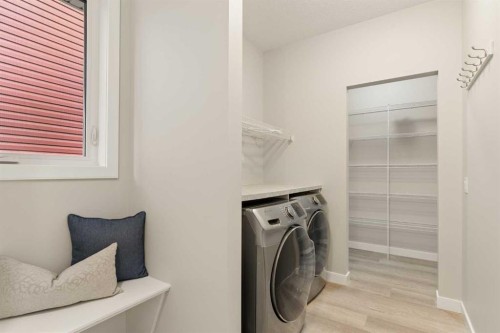 123 Crestridge Hill Sw, Calgary, AB - Indoor Photo Showing Laundry Room