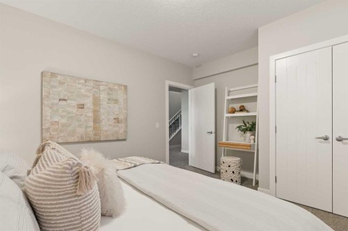 123 Crestridge Hill Sw, Calgary, AB - Indoor Photo Showing Bedroom