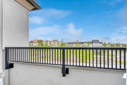 6 Quarry Gate Se, Calgary, AB - Outdoor