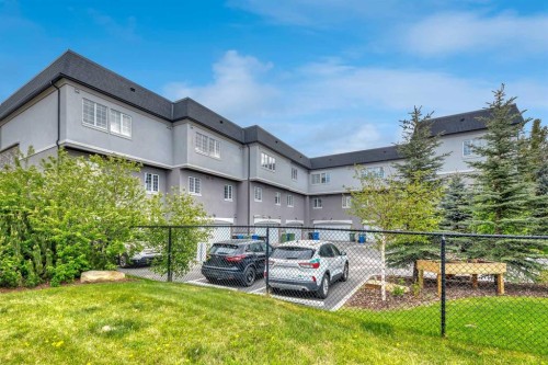 6 Quarry Gate Se, Calgary, AB - Outdoor