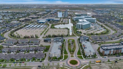 6 Quarry Gate Se, Calgary, AB -  With View