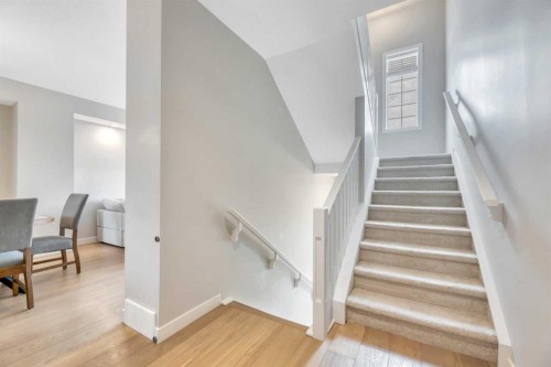 6 Quarry Gate Se, Calgary, AB - Indoor Photo Showing Other Room