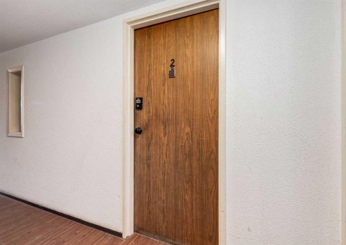 120 29 Avenue Nw, Calgary, AB -  Photo Showing Other Room
