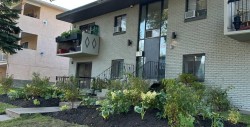 120 29 Avenue NW Calgary, AB T2M 2L8