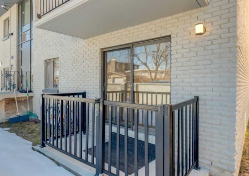 120 29 Avenue Nw, Calgary, AB - Outdoor With Exterior