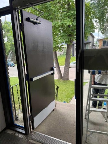 120 29 Avenue Nw, Calgary, AB - Outdoor With Exterior