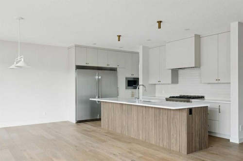 2 Rock Lake View Nw, Calgary, AB 