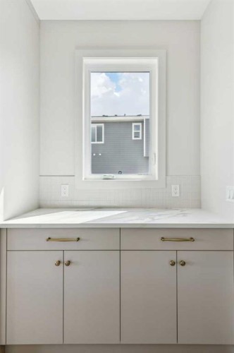 2 Rock Lake View Nw, Calgary, AB 