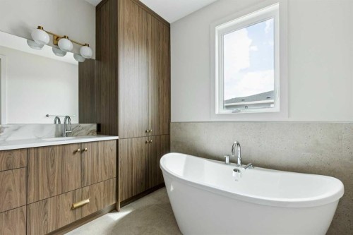 2 Rock Lake View Nw, Calgary, AB 