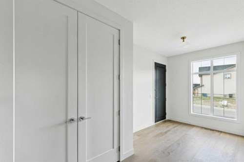 2 Rock Lake View Nw, Calgary, AB 