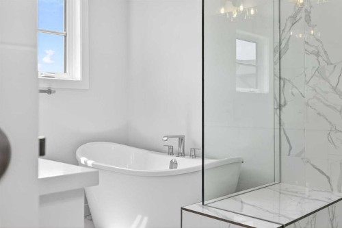1109 Sailfin Heath, Rural Rocky View County, AB - Indoor Photo Showing Bathroom