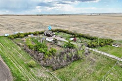 225079 Range Road 245 Rural Wheatland County, AB T1P 0N5
