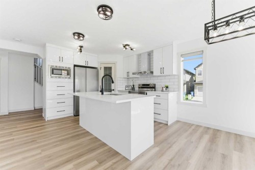 110 Tuscany Summit Green Nw, Calgary, AB - Indoor Photo Showing Kitchen With Upgraded Kitchen