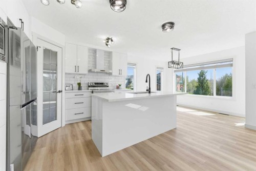 110 Tuscany Summit Green Nw, Calgary, AB - Indoor Photo Showing Kitchen