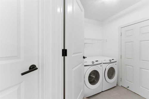 110 Tuscany Summit Green Nw, Calgary, AB - Indoor Photo Showing Other Room