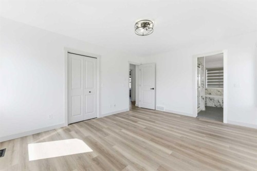 110 Tuscany Summit Green Nw, Calgary, AB - Indoor Photo Showing Other Room